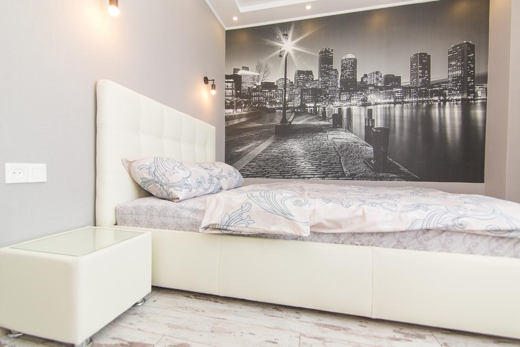 スームィVip Apartmenアパートメント エクステリア 写真