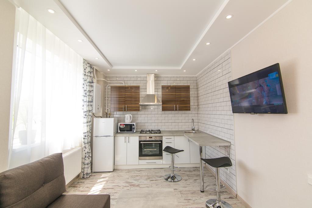 スームィVip Apartmenアパートメント エクステリア 写真
